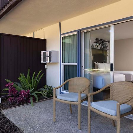 Best Western Plus Pepper Tree Inn Santa Barbara Exterior photo