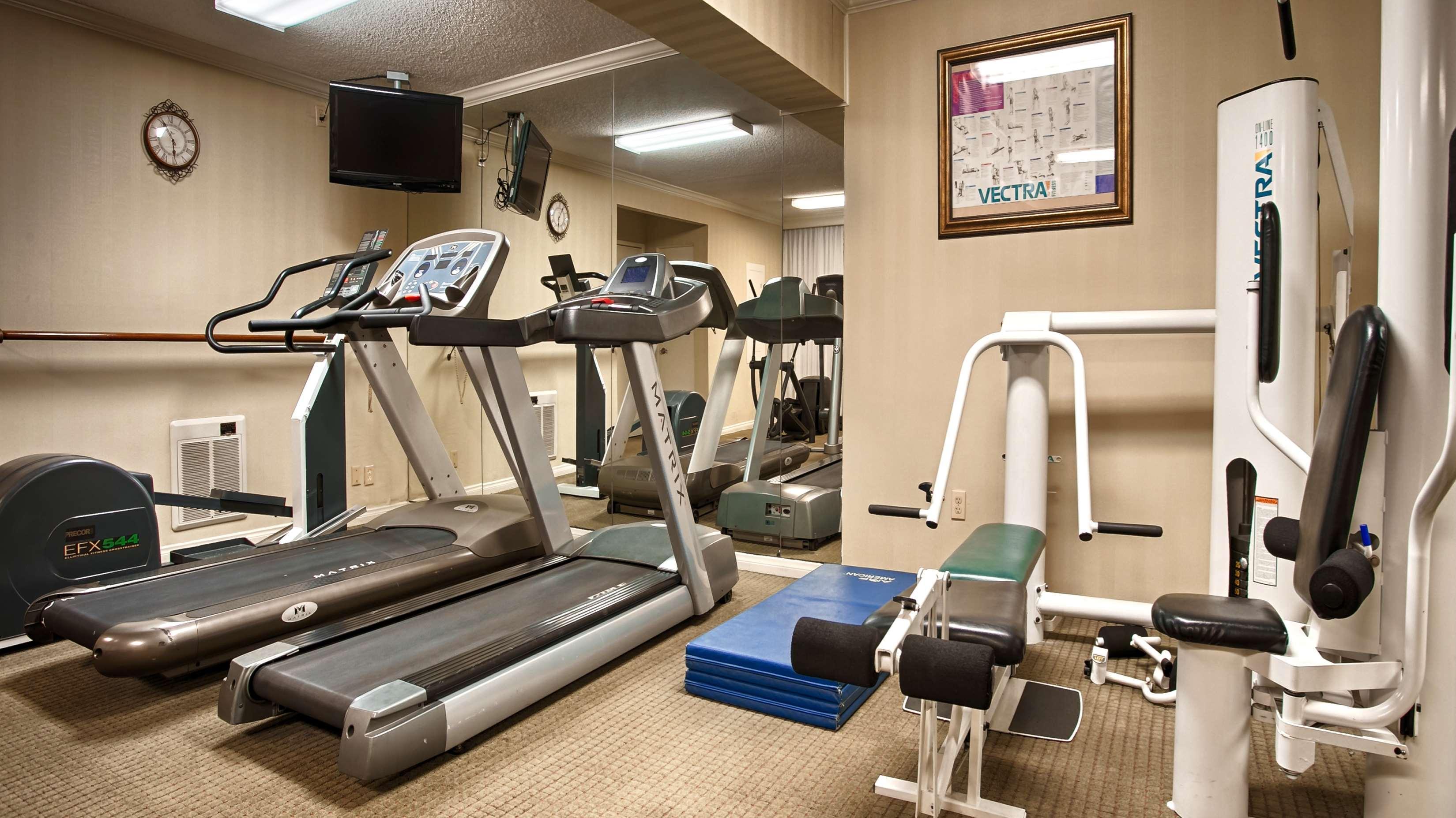 Best Western Plus Pepper Tree Inn Santa Barbara Exterior photo
