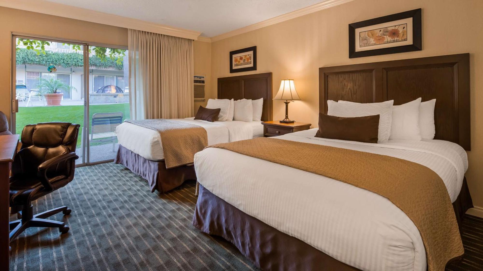 Best Western Plus Pepper Tree Inn Santa Barbara Exterior photo